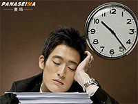 春節(jié)后夜間常失眠，賽瑪電動(dòng)按摩椅可解決